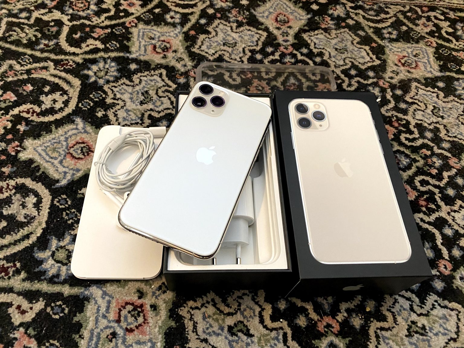iphone 11 screen review
